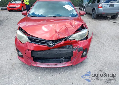 2015 Toyota Corolla S Plus z USA, uszkodzony, nr VIN 5YFBURHE7FP277695